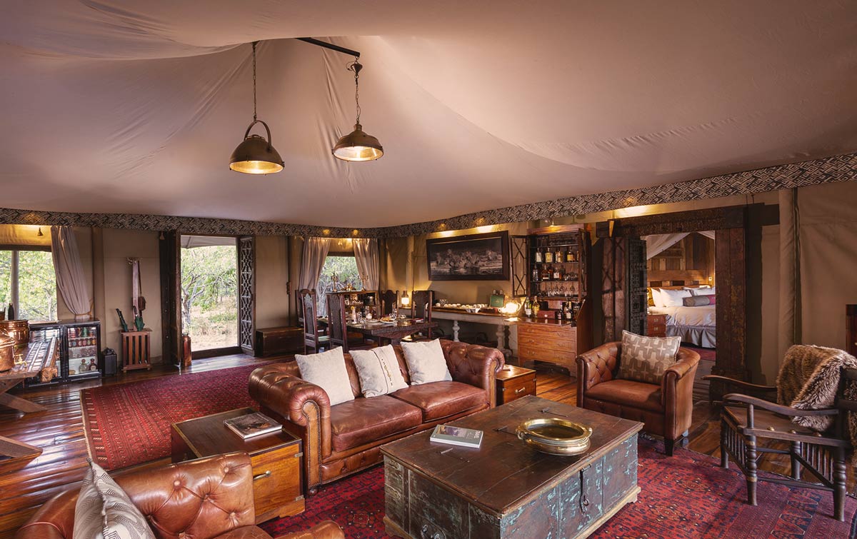 Main lounge and interiors at Zarafa Dhow Suites